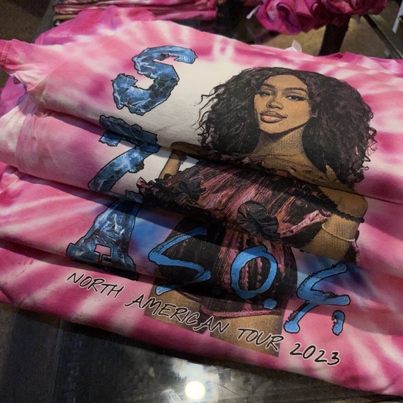 SZA™️ S.O.S. 2023 North American Tour Merchandise - Picture 4 of 5